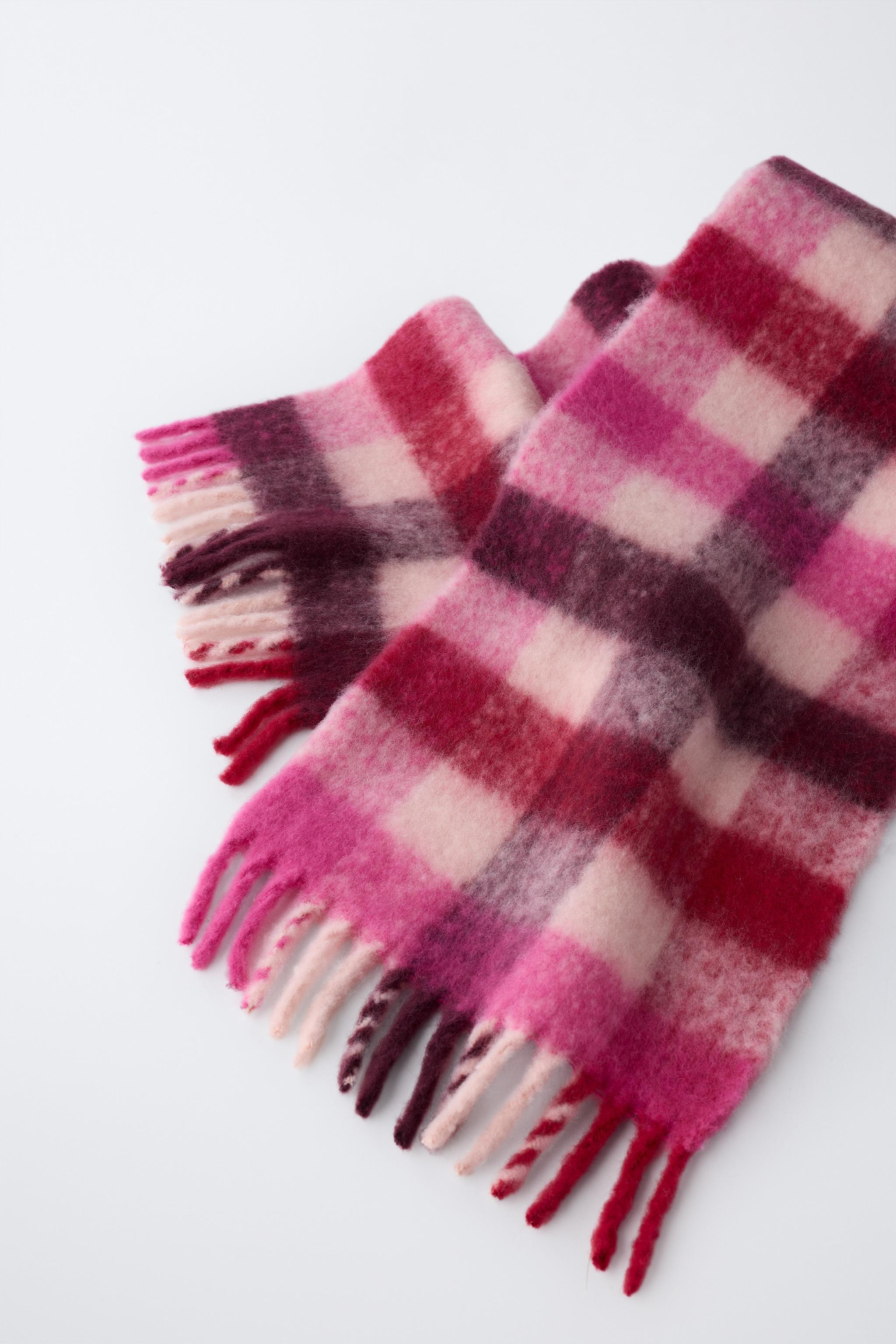 PLAID KNIT SCARF